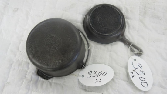 Griswold #0 skillet with heat ring and Griswold #72 Deep Patty mold