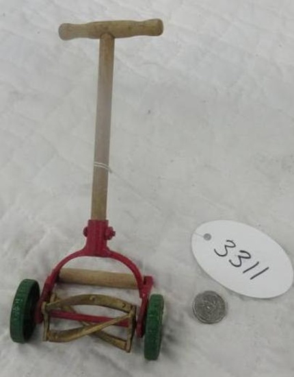 Arcade Minature Reel Type Lawn Mower