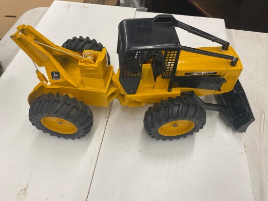 John Deere 760 Log Skidder 1/12 scale by Ertl very hard to find