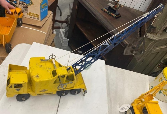 Nylint Michigan model t 24 Crane Shovel early nice piece