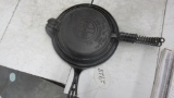 Griswold #8-885 Waffle iron