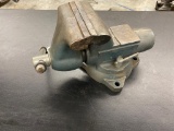 6 1/2 in Bullet Bench Vise