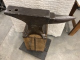 164lb Peterwright Anvil Good User Anvil