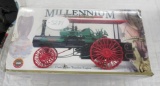 Millennium case traction engine new in org. box