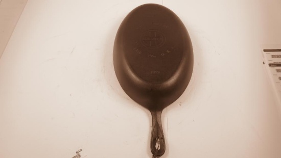 Griswold #15 Oval Skillet 1013