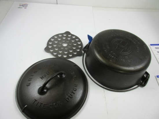 Griswold #8 Dutch Oven with Trivet