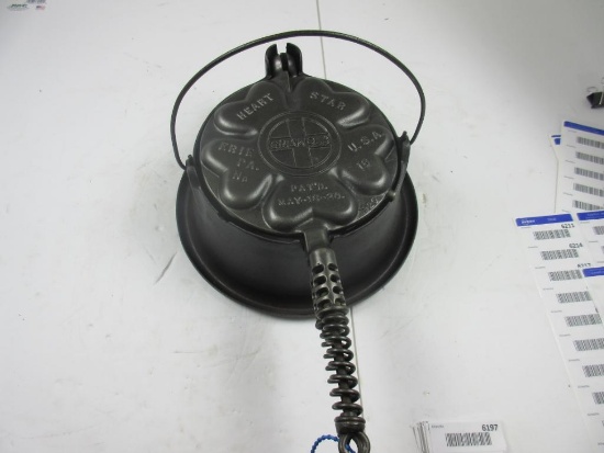Griswold Large Block #18 Heart & Star High Base Waffle Iron