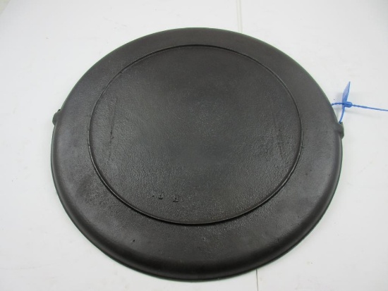 Gate Marked 16H Round Gridle with bail