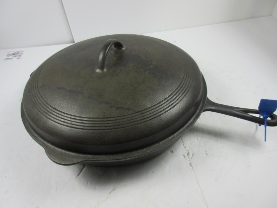 Wagner Sidney #14-1064 with Lid