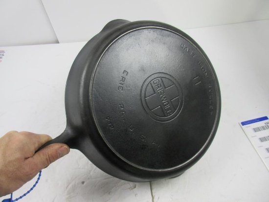 Griswold #11-719 Large Block Skillet