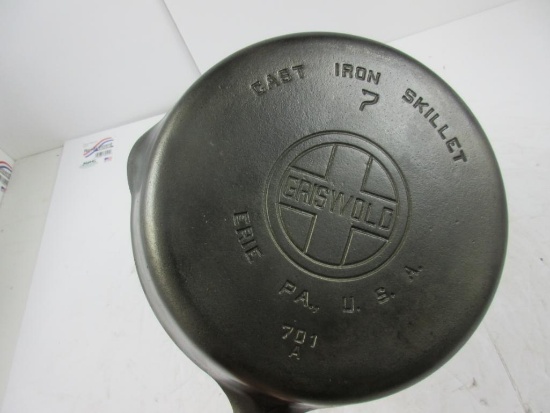 Griswold #7 LBL #701A Skillet