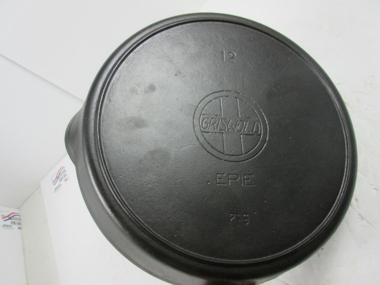 Griswold #12 Slant with heat ring #719
