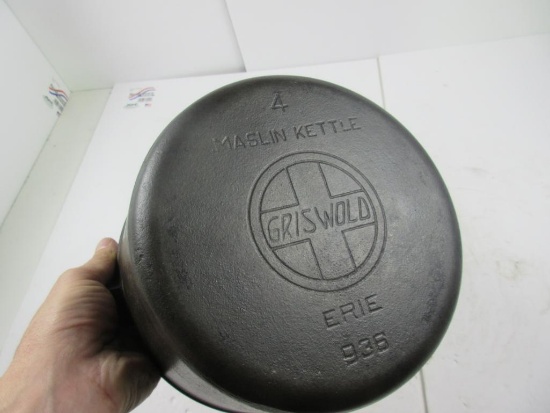 Griswold #4 Maslin Kettle
