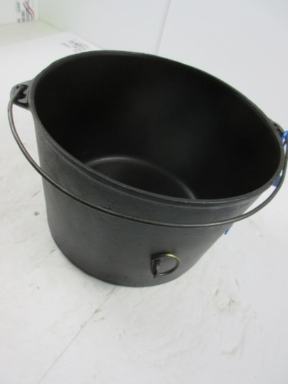Wapak #8 Flat Bottom Kettle