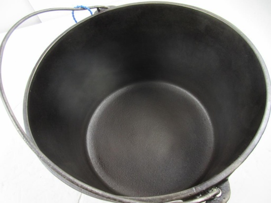 Wagner #9 Flat Bottom Kettle