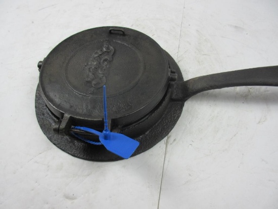 Early Ornate wafer maker