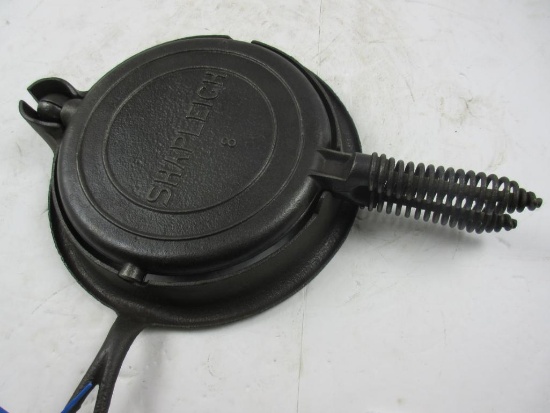 Shapleigh #8 Waffle Maker