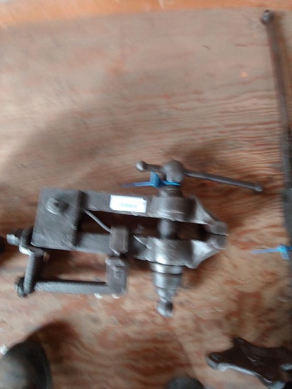 4" Tongue Vise Made to fit on Wagon tongue