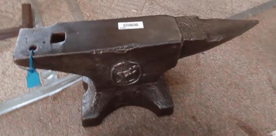 Vulcan Armn Hammer Anvil some Damage but still has a nice flat working face 200lb