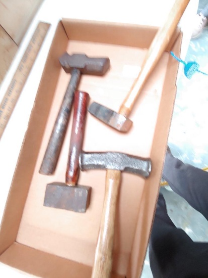 4 Hammers saw making