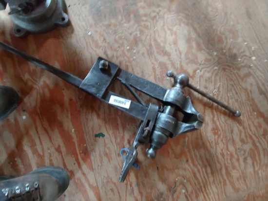 4" Columbian Post Vise