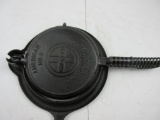Griswold Large Block #8 Low Base Waffle Iron