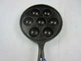 Griswold #32 Aebleskiver Pan