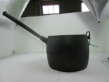 E. Pugh &Co. #12 .2 1/2 gal handled dipper