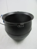 Erie #7 3 Leg Kettle