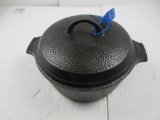 Griswold #8 Small Block Hammered with Trivet