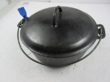 Griswold #9 Slant Logo Dutch Oven with Trivet