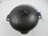 Wagnerware Sidney #8 Dutch Oven with trivet 53