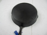 Early unmarked #12 Skillet