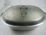 Griswold #9 Roaster with Trivet Aluminum