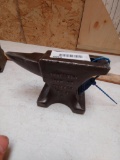 Indestro 6lb mini Anvil