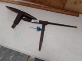 2 tinners Anvils
