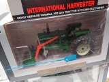 Oliver 1800 Tractor with New Idea Loader