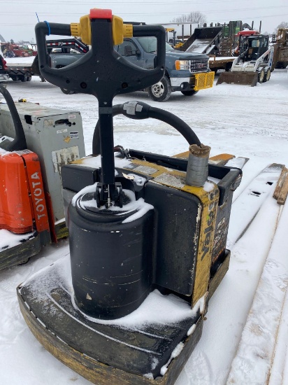 Yale Ride-On Pallet Jack