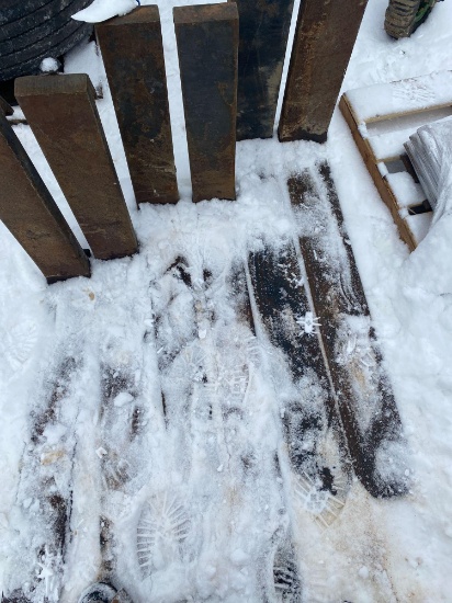 Pair of 46in forklift forks. 20 in gaps