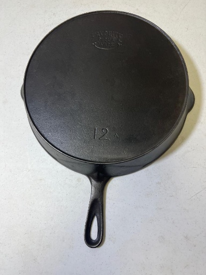 Favorite Piquaware No. 12 Cast Iron Skillet w/ heat ring, Smiley Logo
