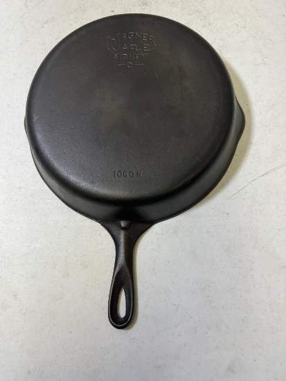 Wagnerware No. 10 Cast Iron Skillet