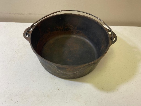 Griswold no. 9 Large Block Cast Iron Dutch Oven, no lid or trivet