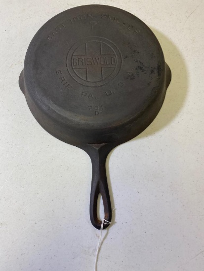 Griswold No. 7 Cast Iron Skillet, Large Block logo, mold 701D