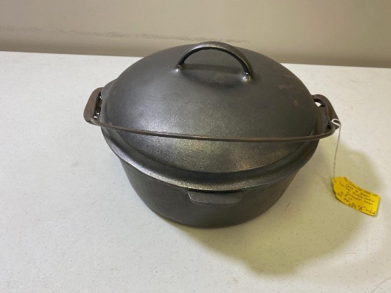 Griswold No. 9 Tite Top Cast Iron Dutch Oven, with lid, no trivet