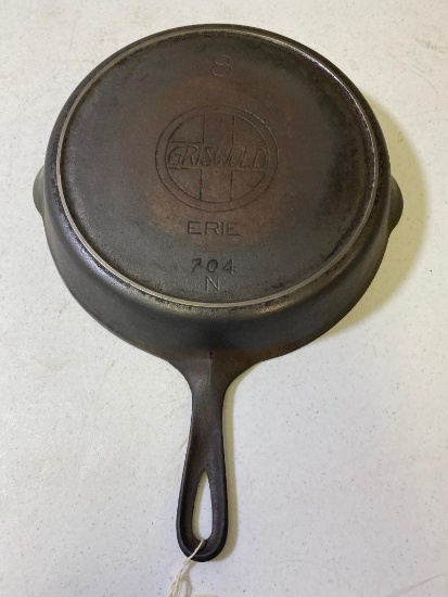 Griswold no. 8 Slant Block Logo cast Iron Skillet w/ heat ring