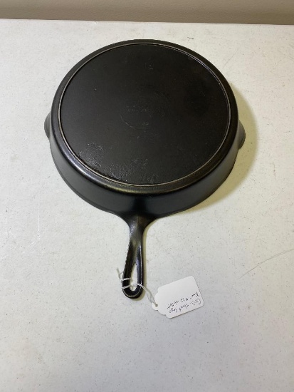 Griswold No. 12 Slant Logo Cast Iron Skillet, w/ heat ring