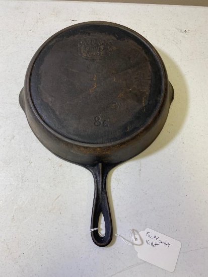 Favorite Piquaware No. 8 Cast Iron Skillet, Smiley Logo