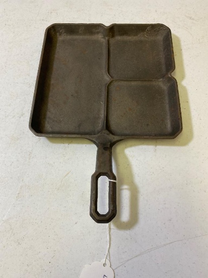 Griswold Colonial Breakfast Skillet, small block logo