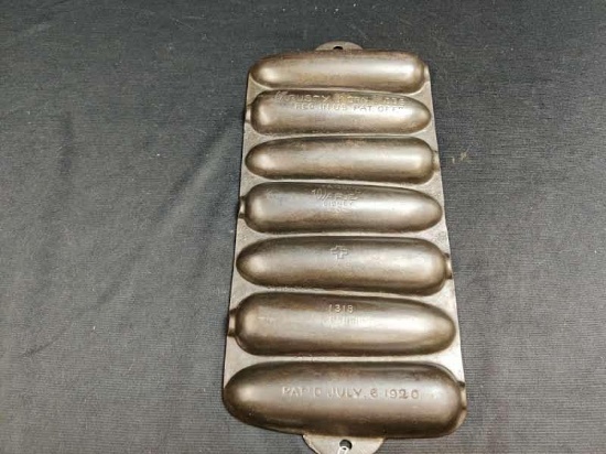 Wagner #1318 Cornbread Pan