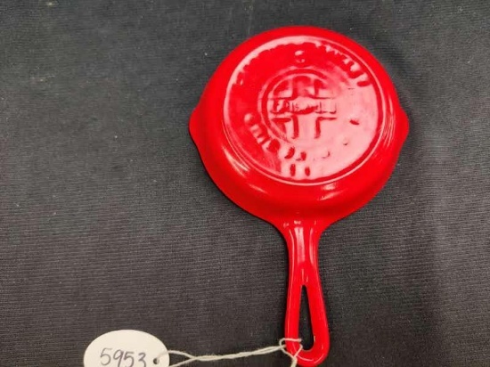 Griswold #10 Enamel
